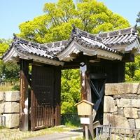 Ninomaru Higashi-ninomon Gate